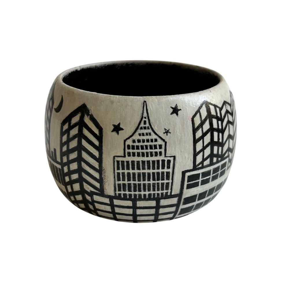 Vintage Cityscape Buildings Black and White Handpainted Wide Wood Bracelet - Picture 4 of 6